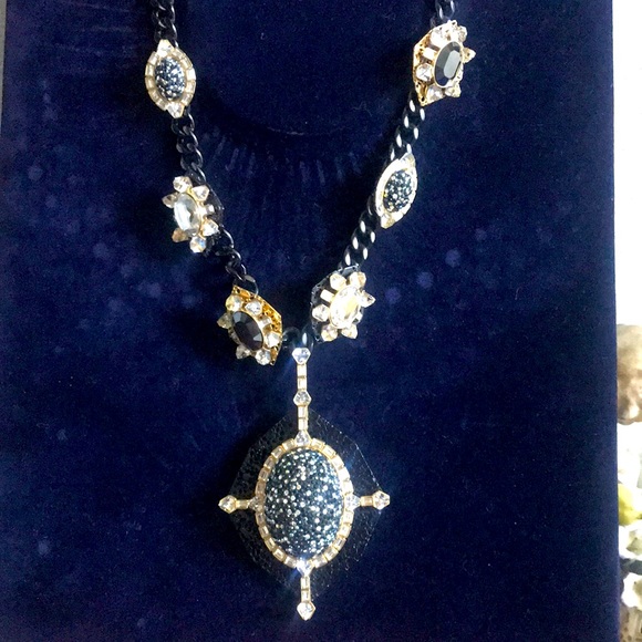 Authentic Swarovski Collar Necklace. With Big detachable brooch - Picture 4 of 12